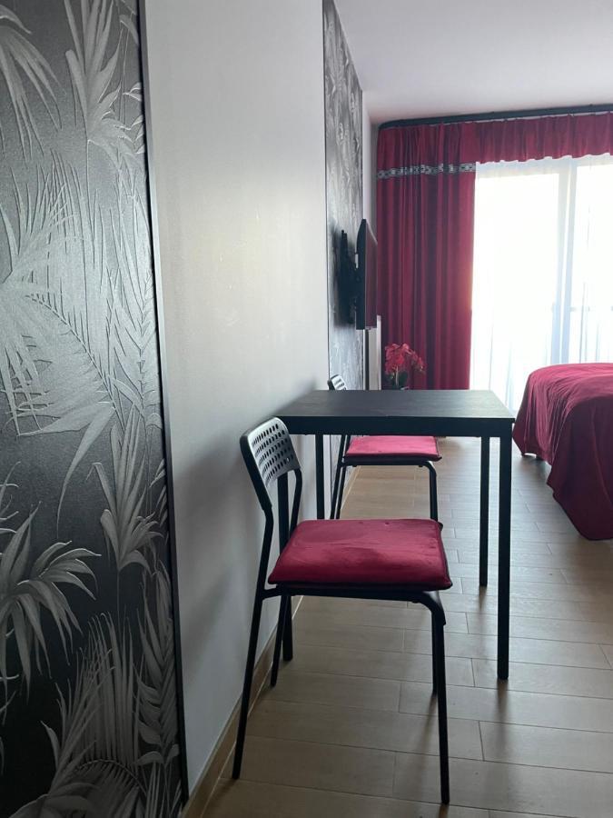 Apartament Kasprowicza โควอบเซก ภายนอก รูปภาพ